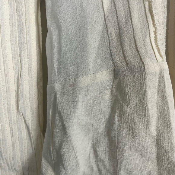 T.Ba Lizzy Blouse romantic Crème long sleeve button front lace size 40 / medium - Picture 4 of 10